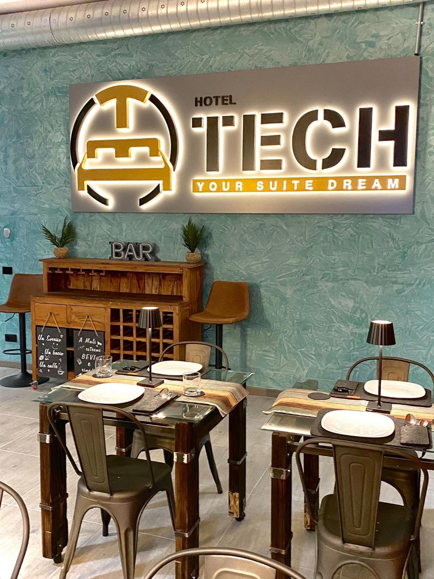 Hotel Tech Brembate Ngoại thất bức ảnh