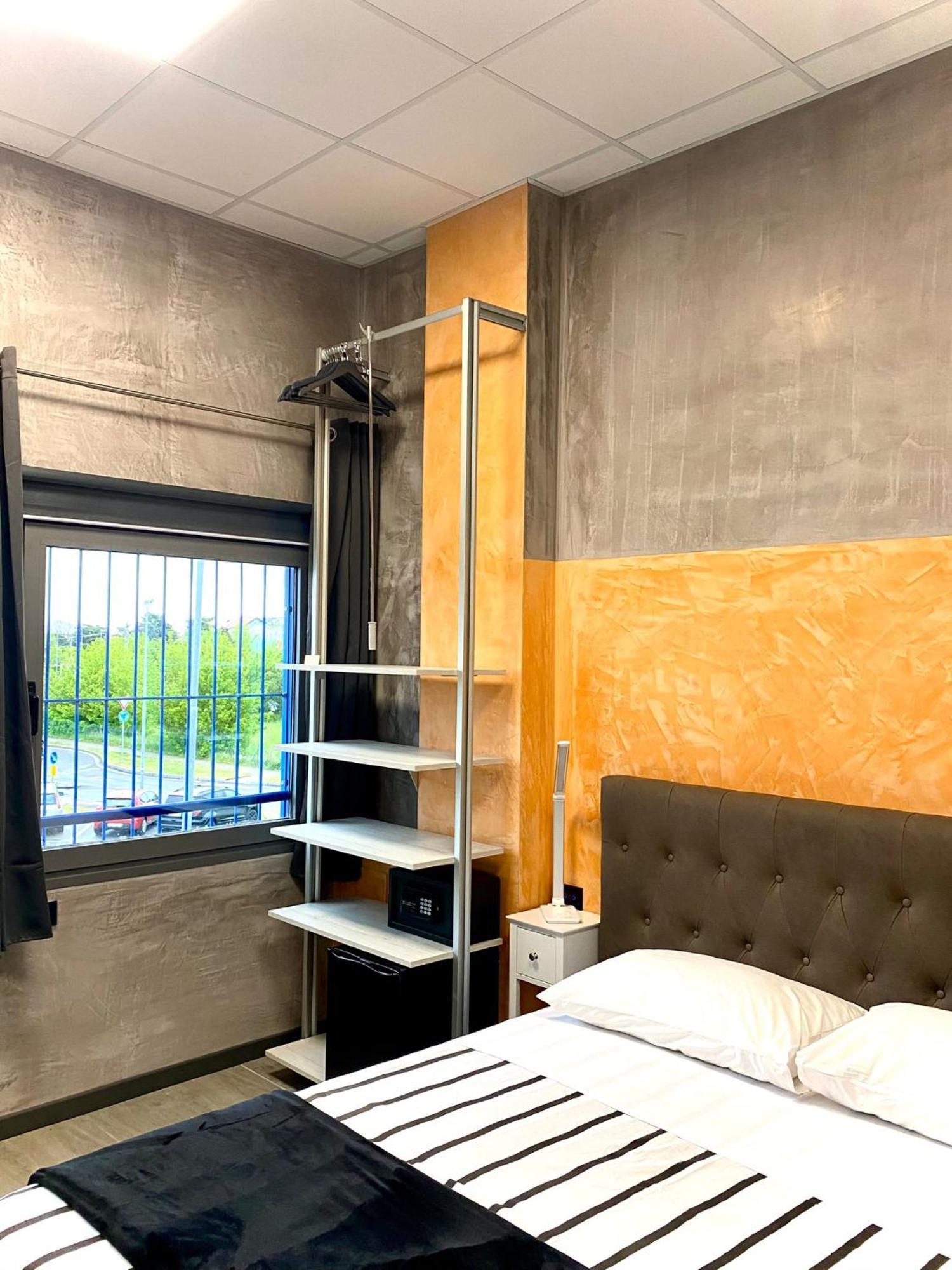 Hotel Tech Brembate Ngoại thất bức ảnh